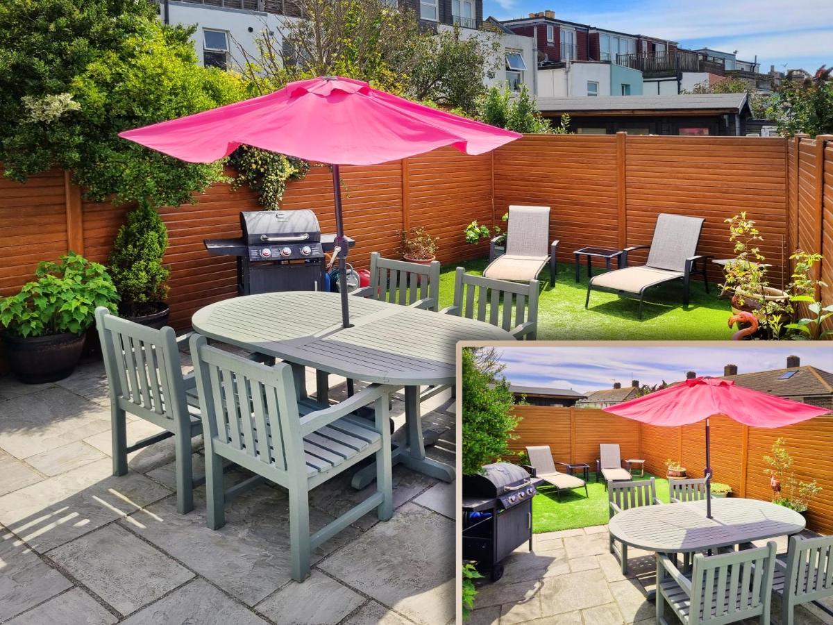 Hébergement de vacances Sunny Queens Park - Garden & Private Parking *
